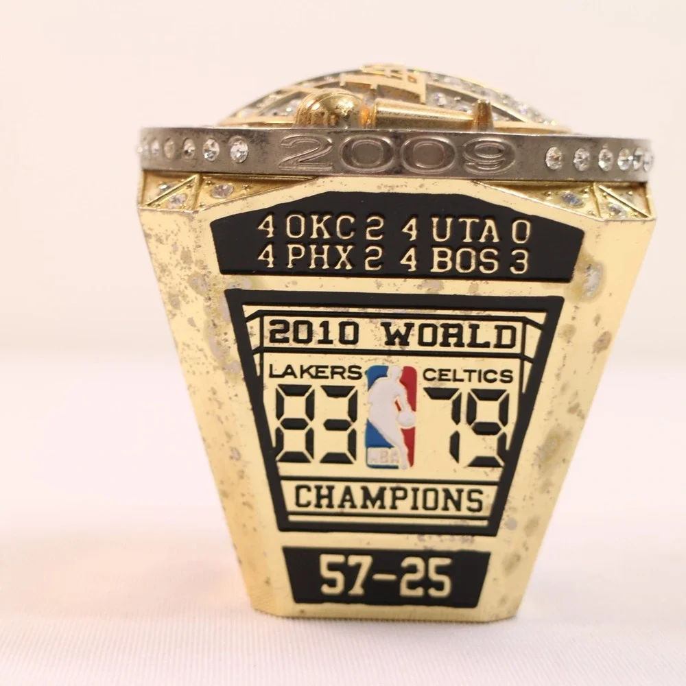2010 Los Angeles Lakers NBA Championship Paperweight Ring Ticket Holder Prize